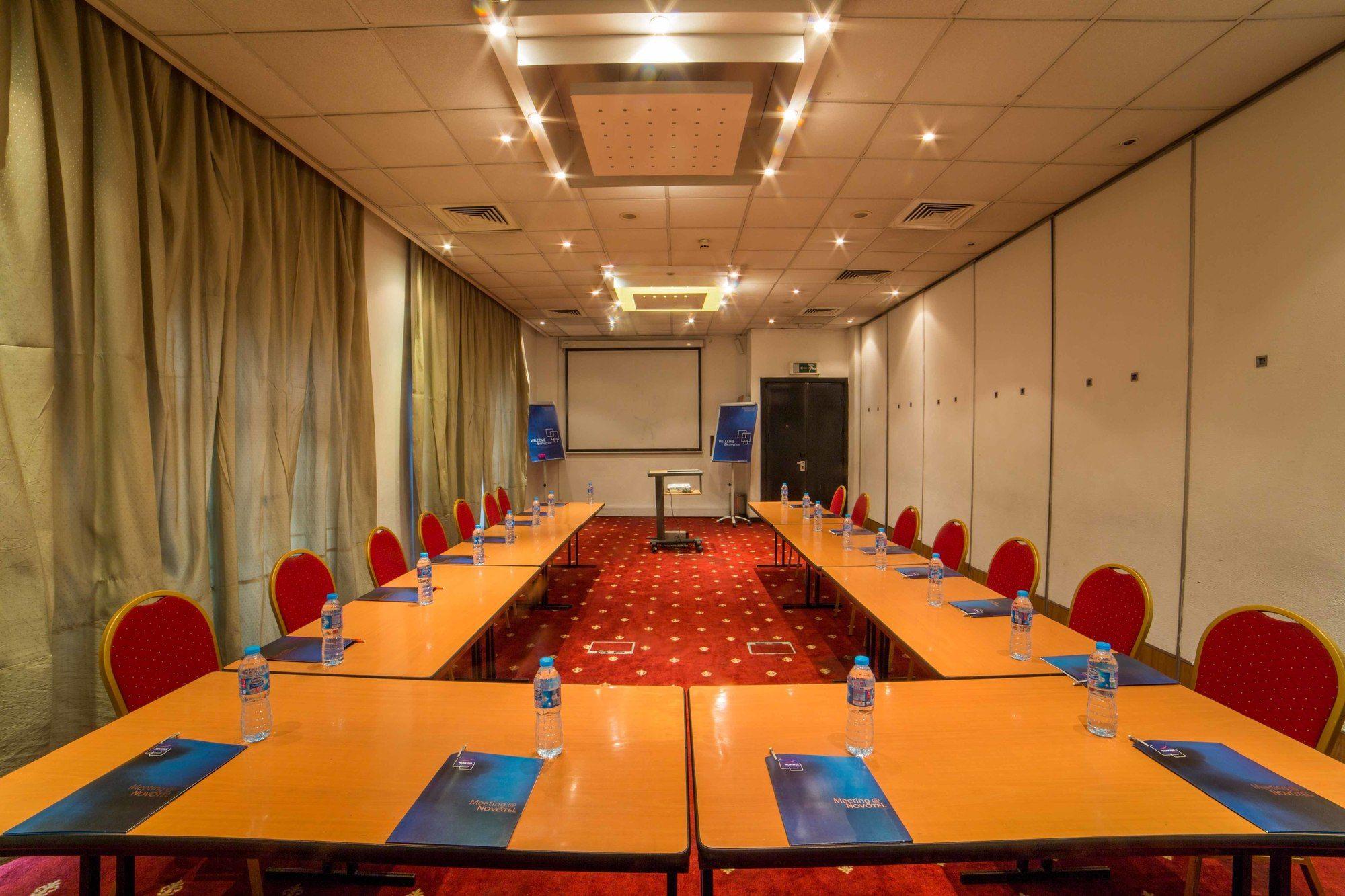 Novotel Порт-Харкорт Экстерьер фото
